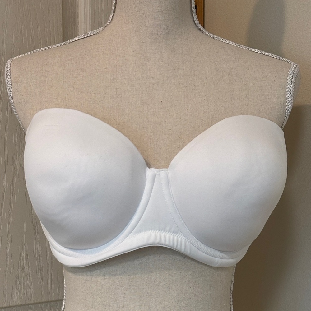 Cache 5-Way Convertible & Strapless Bra